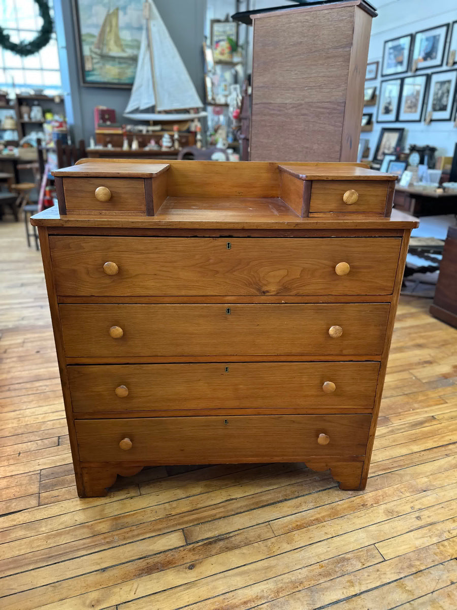 19th-Century Antique Dresser Timeless Craftsmanship 19th-Century Antique Dresser Timeless Craftsmanship