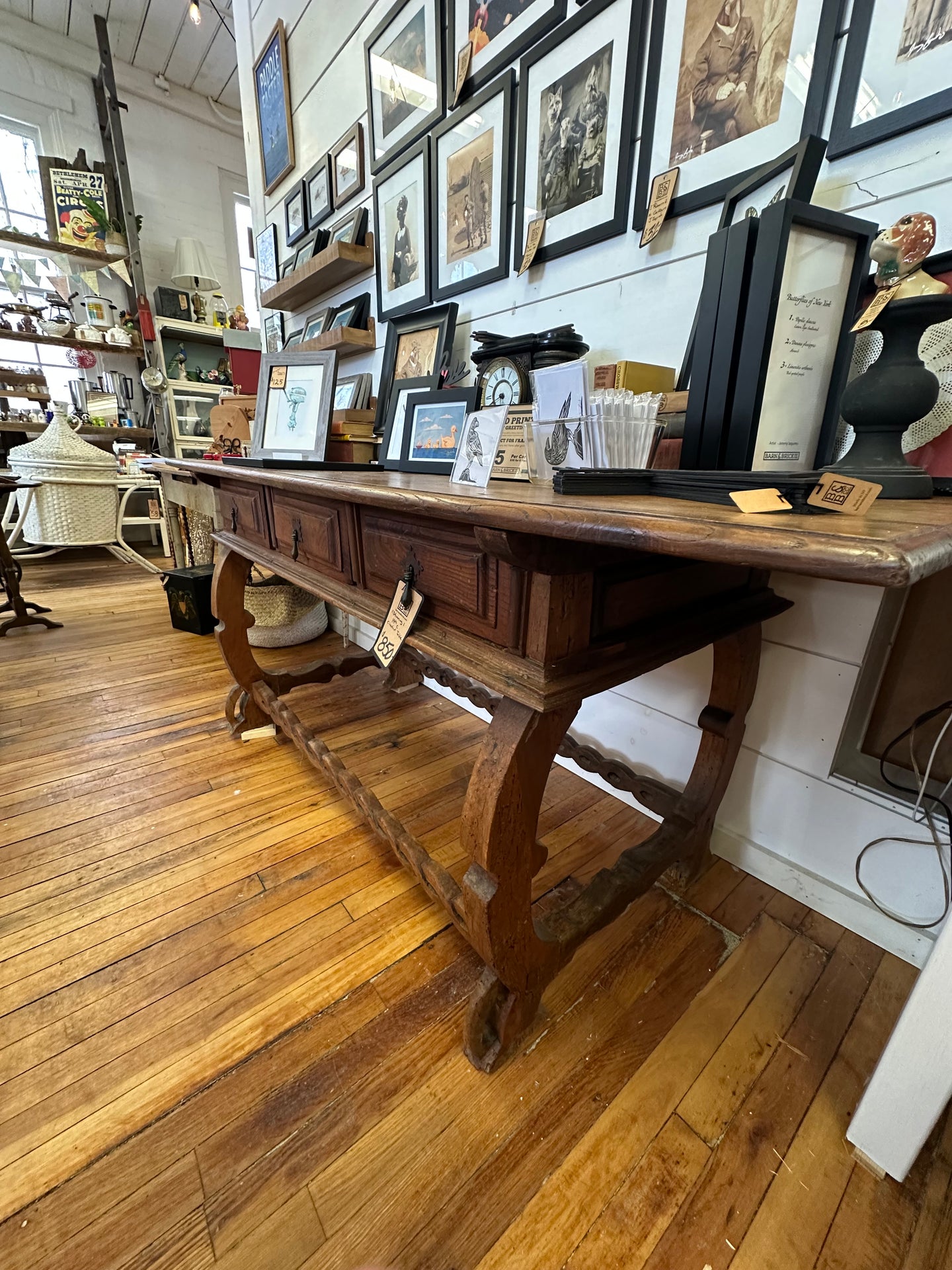 Antique Spanish Colonial Console Table – Ornate Hand-Carved Design